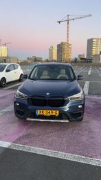 BMW X1 Sdrive18i | High Executive | Auto | Pano | X Line |, Auto's, BMW, Blauw, Leder, 75 €/maand, 19 km/l