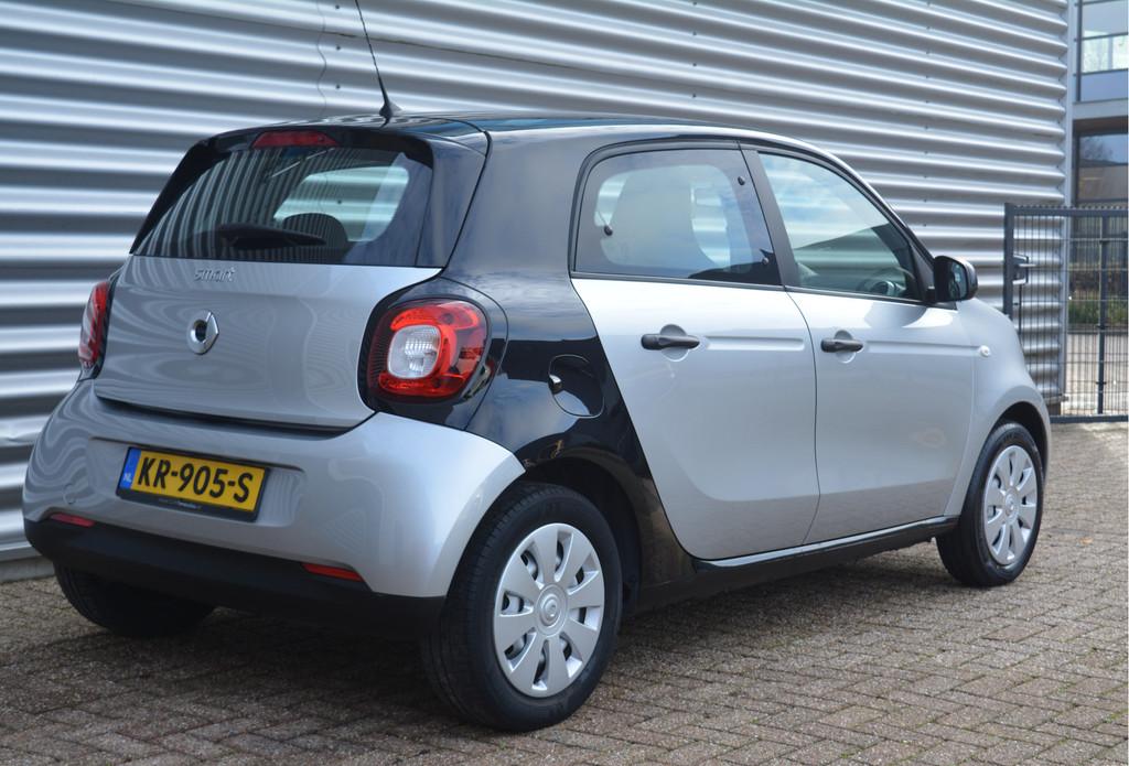 Smart Forfour 1.0 Pure Clima/Cruise/Org.Nederlands, Auto's, Smart, Gebruikt, 4 stoelen, Origineel Nederlands, Handgeschakeld