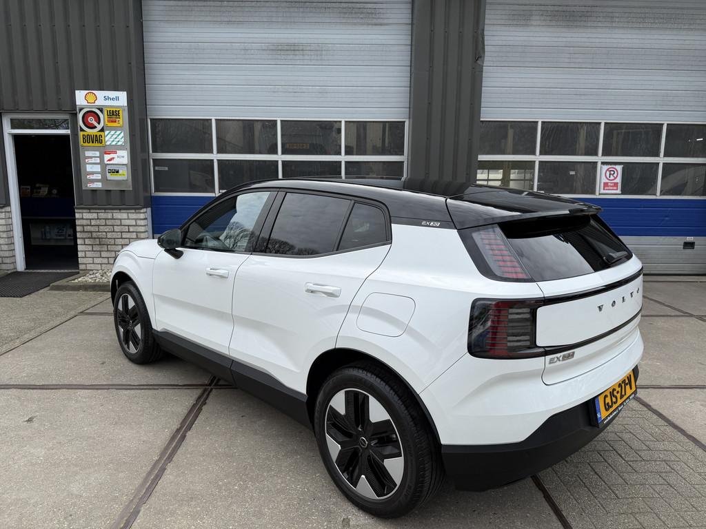 Volvo EX30 Single Motor Plus 51 kWh (bj 2024, automaat), Auto's, Volvo, Automaat, Achterwielaandrijving, Gebruikt, Parkeersensor
