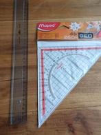 Lineaal tot 30 cm en een grote geo driehoek, Ophalen of Verzenden