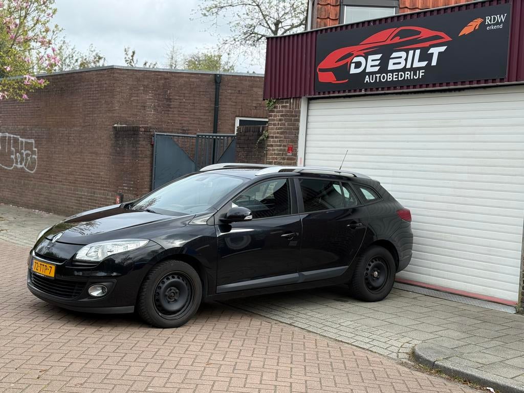 Renault Mégane Expression 1.5 DCI 81KW NAVI/AIRCO/1e Eig!, Auto's, Voorwielaandrijving, Euro 5, Zwart, 4 cilinders