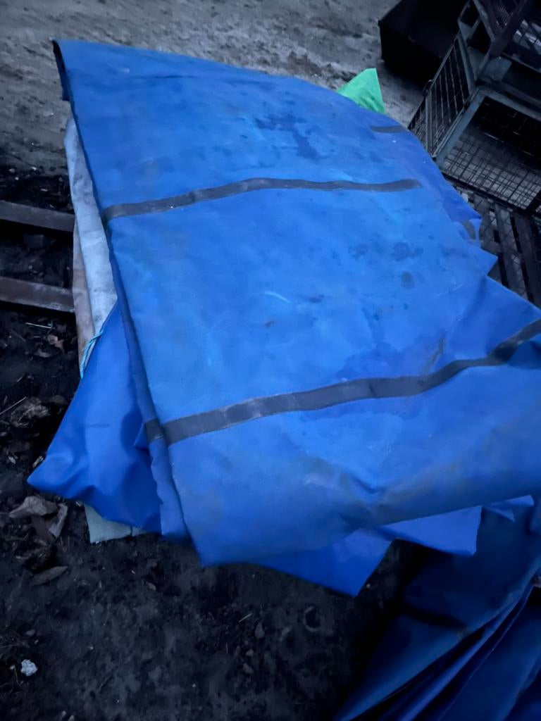 Vrachtwagenzeil, Ophalen, Gebruikt, 15 m² of meer, Zeil