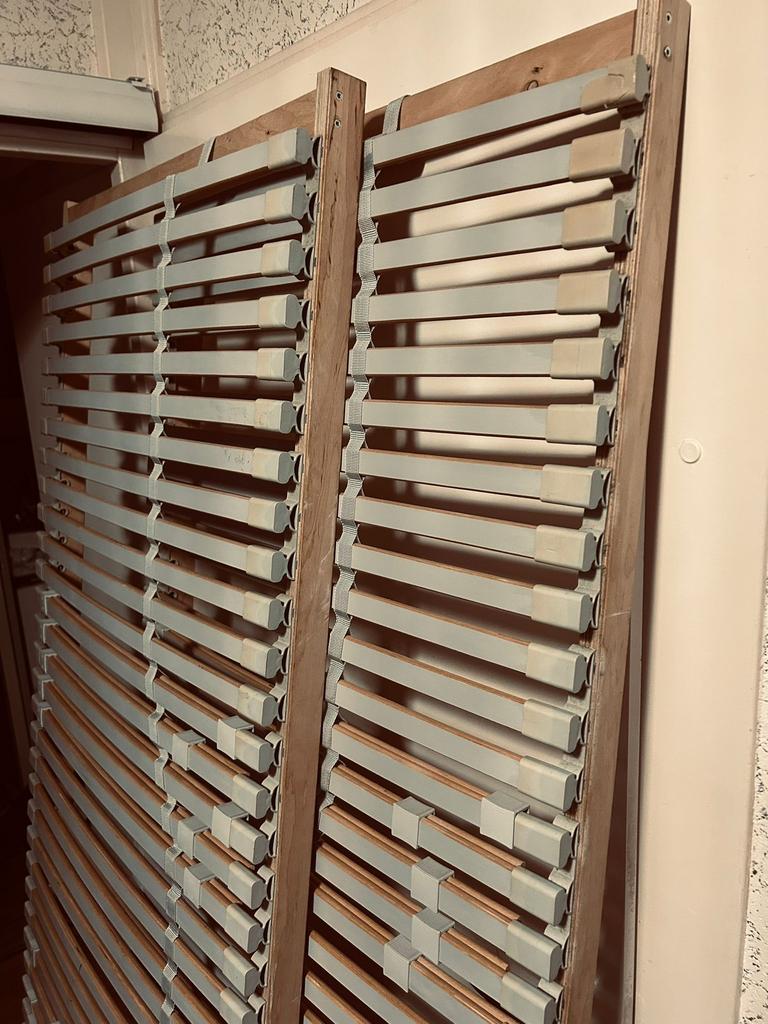 Prima twee persoons bedbodem 70x200 van IKEA, Huis en Inrichting, Slaapkamer | Matrassen en Bedbodems, Ophalen, Gebruikt