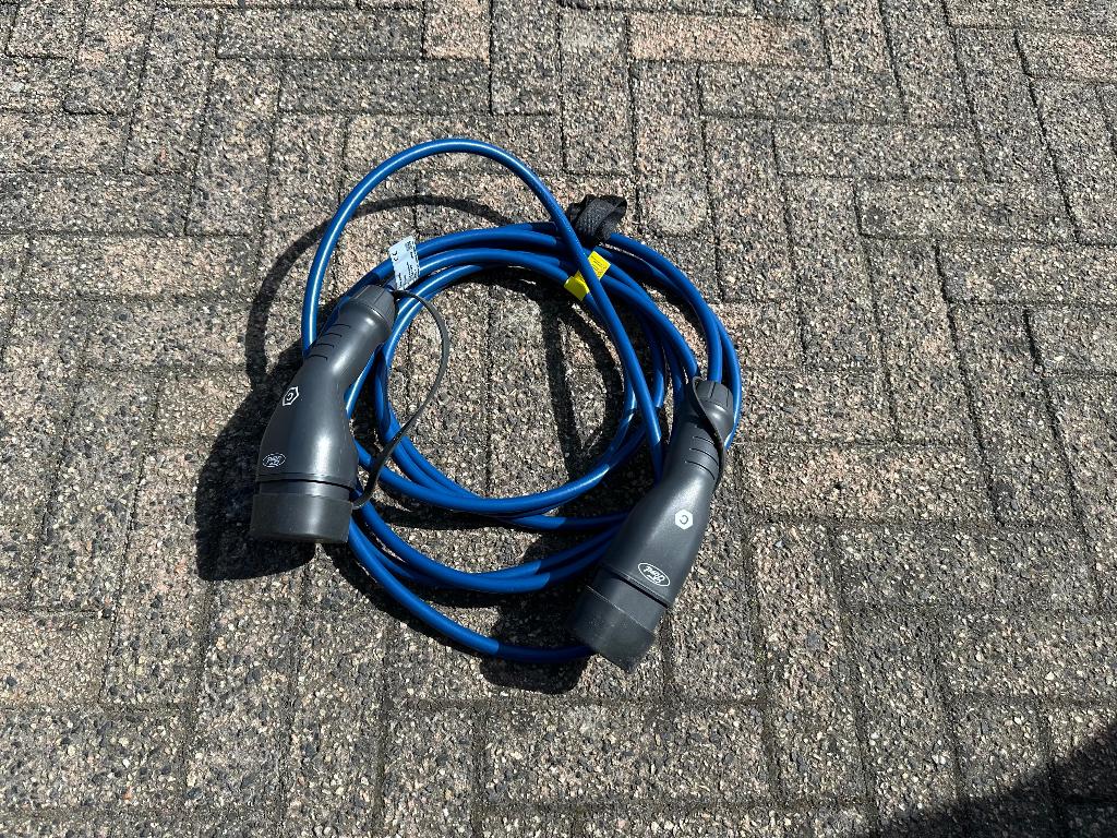 Ford Laadkabel 6 meter, 3-fase, Ophalen of Verzenden, Zo goed als nieuw, Laadkabel