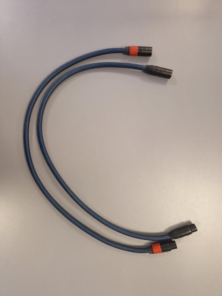 ✅ Madrigal CZ Gel-1 XLR 0,8 m 80cm stereo paar interlink, Audio, Tv en Foto, Audiokabels en Televisiekabels, Zo goed als nieuw