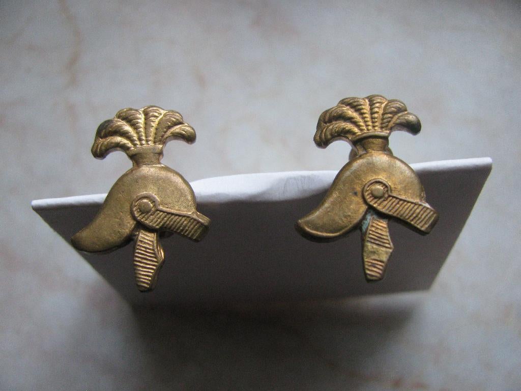 Set van 2 - Engineers Embleem / Spartaanse Helm - België WO1, Verzenden, Landmacht, Overige gebieden, Embleem of Badge
