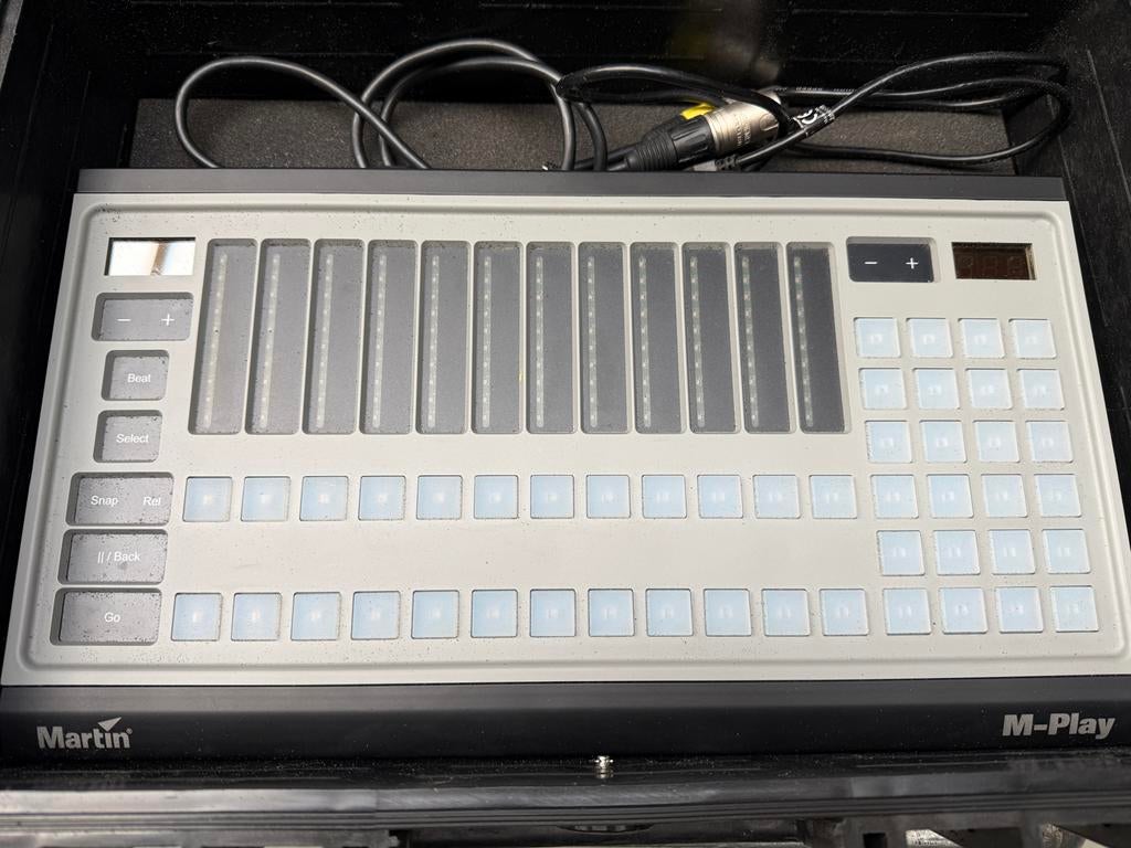 Martin M-Play DMX Controller voor Lichtshows, Muziek en Instrumenten, Licht en Laser, Ophalen, Gebruikt, Licht