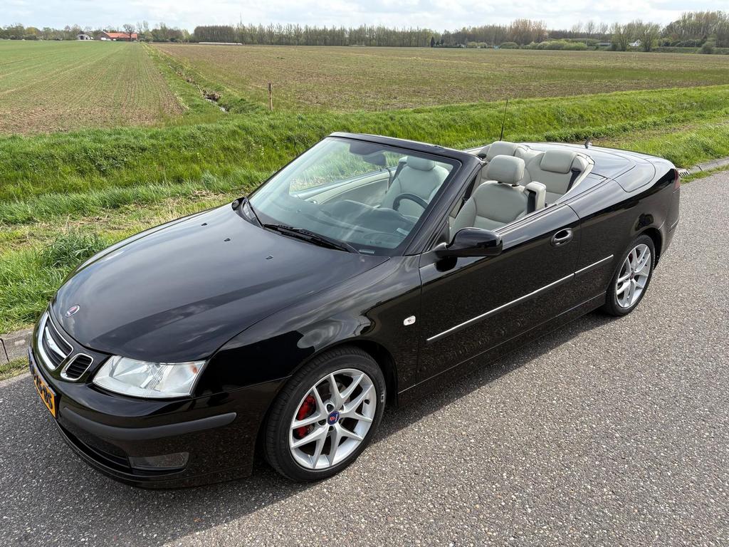 Saab 9-3 1.8 T 110KW Cabrio AUT 2005 Vector Zwart, Auto's, Saab, 1998 cc, Beige, 4 cilinders, Cabriolet