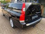 Volvo V70 2.0T Edition II 180PK LEER / SUNROOF / TREKHAAK, Voorwielaandrijving, Gebruikt, Zwart, 1984 cc