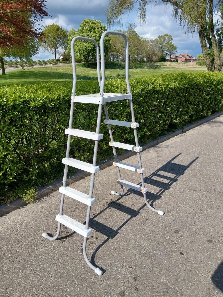 Zwembadtrap, Tuin en Terras, Zwembad-toebehoren, Ophalen