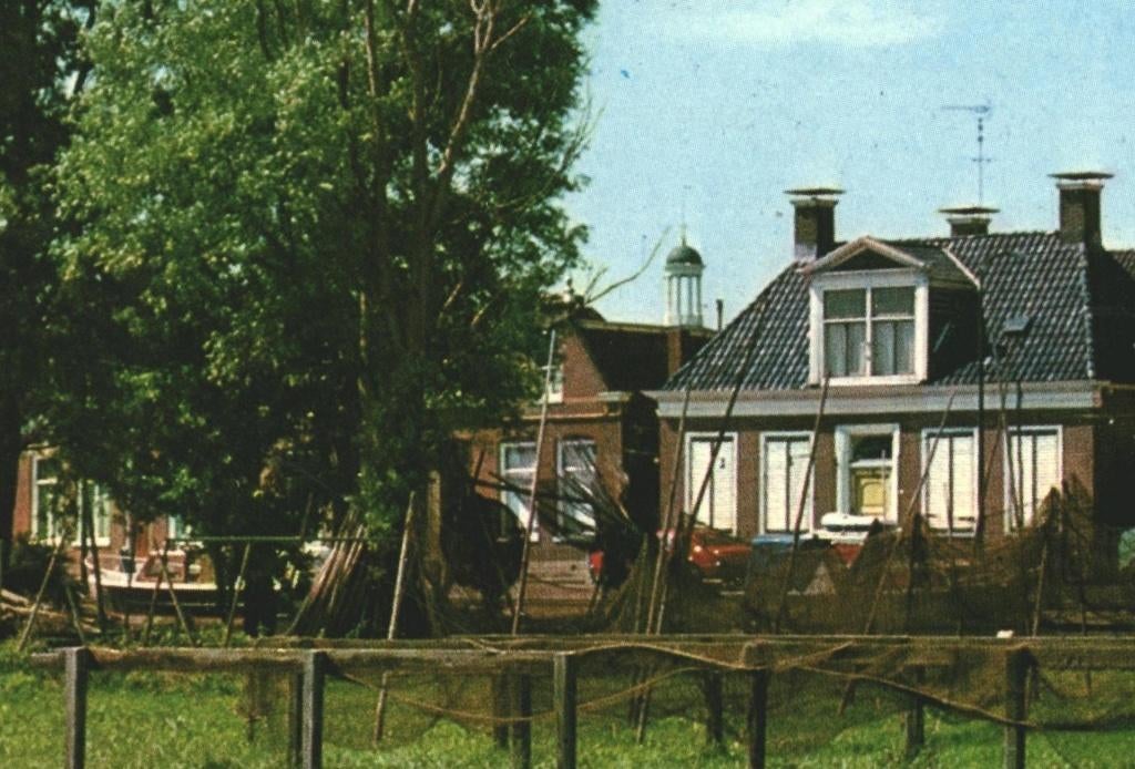 802566 Woudsend Friesland 1970 _ mooie zegel Staatsloterij, Verzamelen, Ophalen of Verzenden, 1960 tot 1980, Gelopen, Friesland