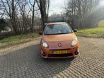 Renault Twingo 1.2 16V APK TOT 4-2-2027, Auto's, 839 kg, Twingo, 4 stoelen, Origineel Nederlands