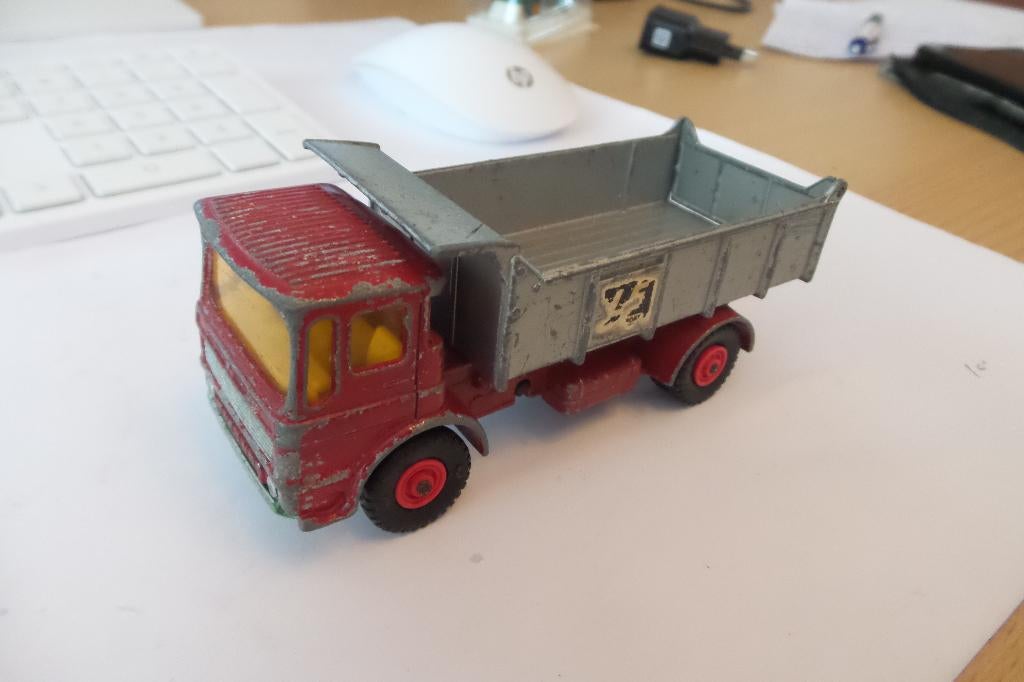 matchbox king size leyland kipper, Hobby en Vrije tijd, Modelauto's | 1:43, Ophalen of Verzenden, Gebruikt, Bus of Vrachtwagen
