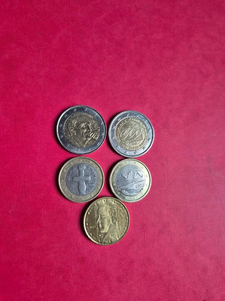 2 euro munten, Postzegels en Munten, Munten | Europa | Euromunten, Ophalen of Verzenden, Overige landen, 2 euro, Losse munt