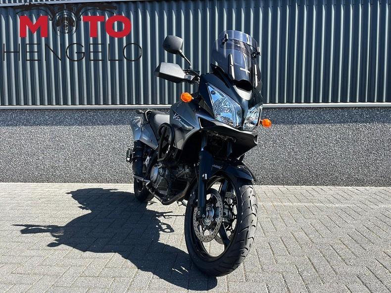 Suzuki DL 650 V-STROM (bj 2007), B.V. NIMAG / SUZUKI, Lange dreef 12
4131NH  VIANEN, NL, Bedrijf, Toermotor