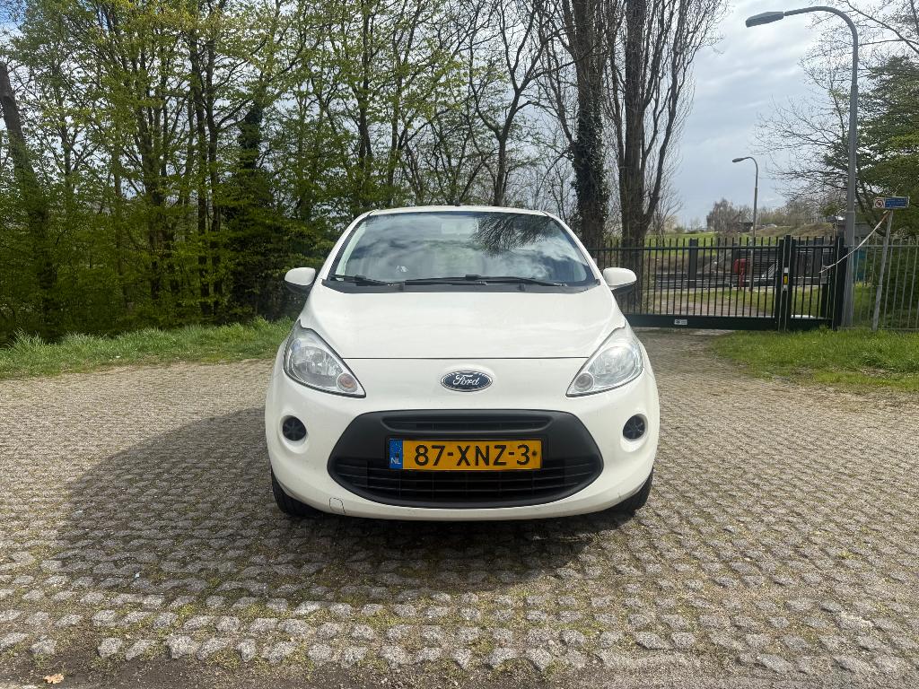 Ford Ka 1.2 69pk 2012 APK TOT 30-3-2027, Auto's, Ford, Voorwielaandrijving, 1242 cc, 4 cilinders, 4 stoelen