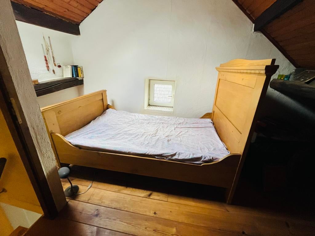 Mooi houten bed,  model twijfelaar, Huis en Inrichting, Slaapkamer | Bedden, Ophalen, Gebruikt, Twijfelaar, 120 cm