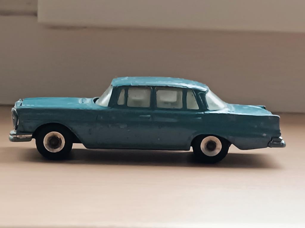 Mercedes Benz, Ophalen of Verzenden, Auto, Dinky Toys