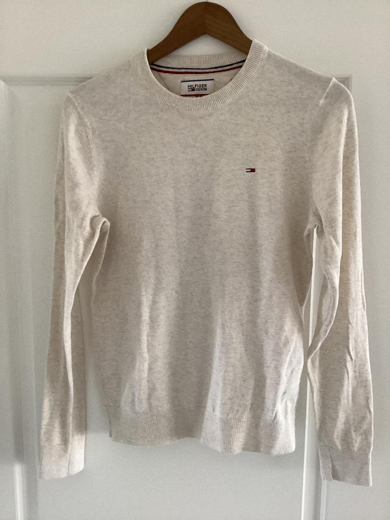 ZGAN beige  trui van Tommy Hilfiger maat S, Kleding | Heren, Truien en Vesten, Beige, Tommy Hilfiger, Ophalen of Verzenden, Zo goed als nieuw