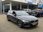 Volvo V60 T8 AWD R-Design HeadUp MASSAGE Pano Keyless Harman, Automaat, Gebruikt, 4 cilinders, Vierwielaandrijving
