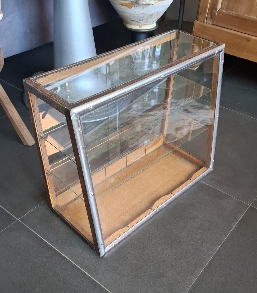 Antieke winkel vitrine kast uit bakkerij, Ophalen