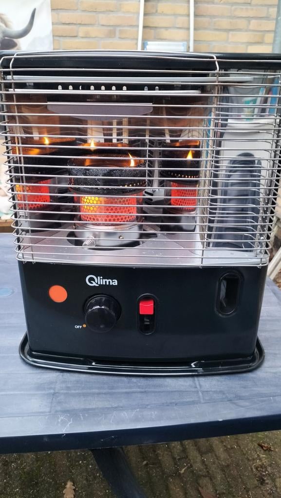 Nette Qlima petroleum kachel R4224S TC-2, Huis en Inrichting, Ophalen, Overige brandstoffen, Petroleumkachel, Zo goed als nieuw
