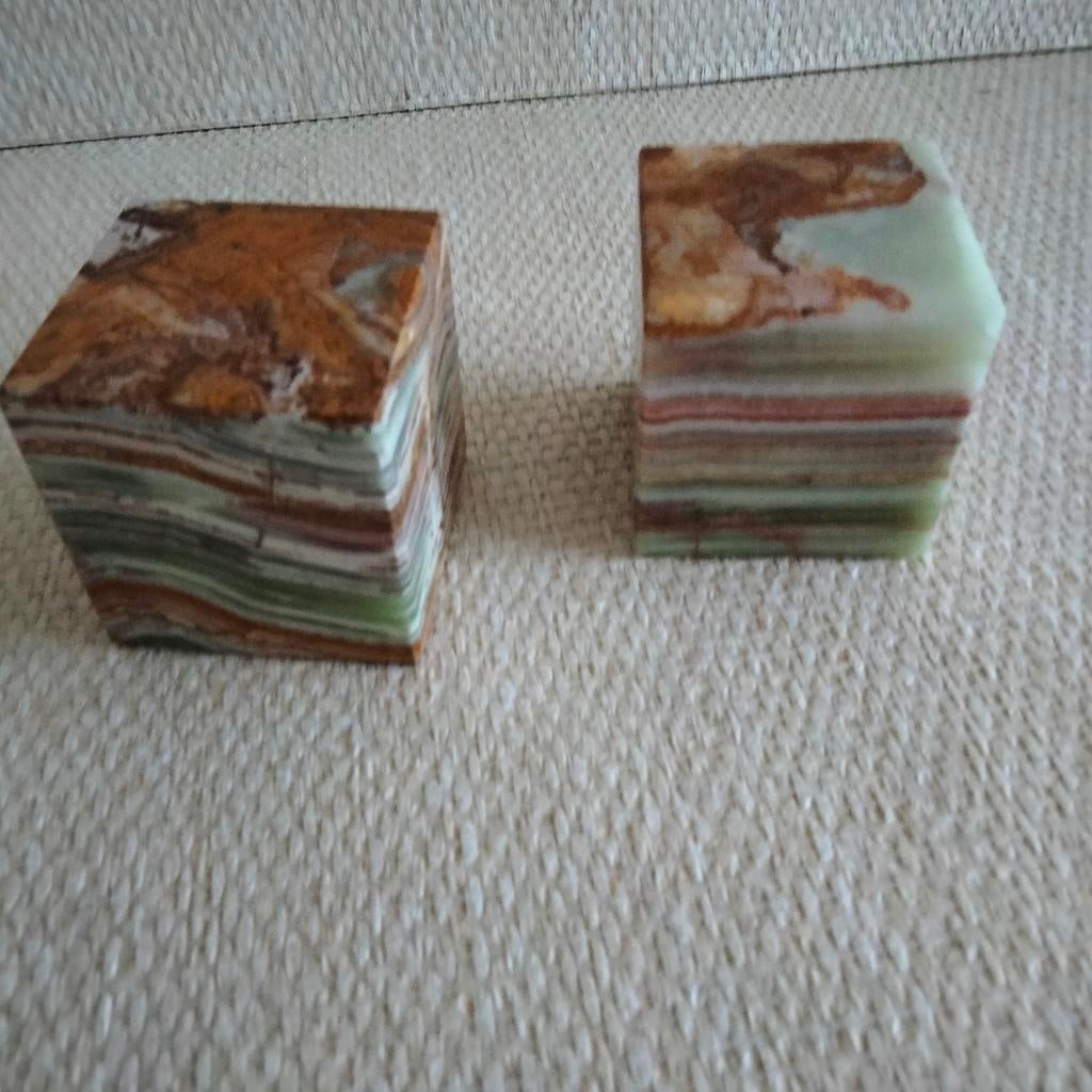 Onyx presse papier, Ophalen