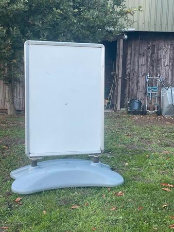 Verrijdbaar Reclamebord - 130x75cm beschikbaar voor biedingen