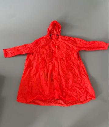Quechua Forclaz 75L Regenponcho beschikbaar voor biedingen