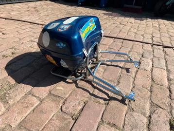Piaggio typhoon achterrekje chroom beschikbaar voor biedingen
