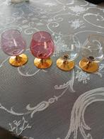 4 gekleurde borrelglaasjes met gouden voet, Antiek en Kunst, Antiek | Glas en Kristal, Ophalen of Verzenden