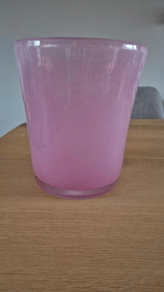 DutZ Conic fuchsia vaas, Huis en Inrichting, Woonaccessoires | Vazen, Zo goed als nieuw, Overige kleuren, Minder dan 50 cm, Glas