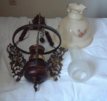 oude gave hanglamp ca 1970 model naar vroegere olielamp beschikbaar voor biedingen