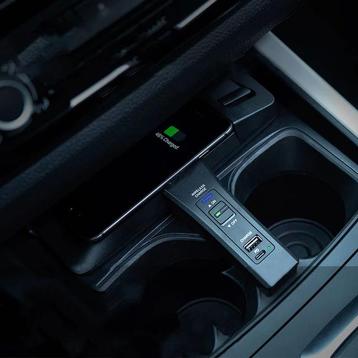 Draadloze telefoon oplader BMW F87 ( M2 ) 2 series beschikbaar voor biedingen