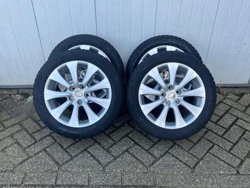 Winterset Lexus RC 300h   beschikbaar voor biedingen