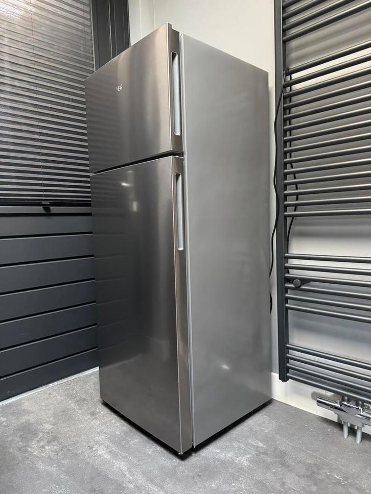 AEG RDB424E1AX Zilver Koel- vriescombinatie koelkast 143 cm, Witgoed en Apparatuur, Koelkasten en IJskasten, Zo goed als nieuw