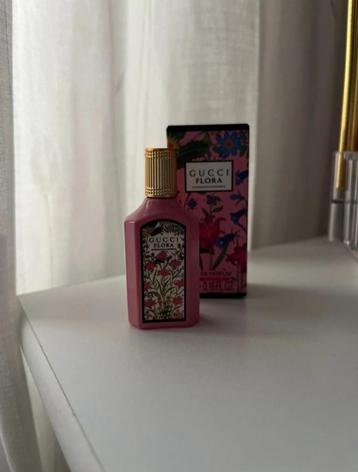 Gucci flora gorgeous gardenia beschikbaar voor biedingen