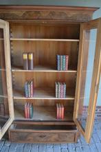 Prachtige antieke noten houten boekenkast, vitrinekast., Verzenden