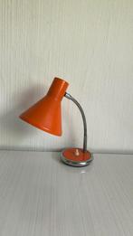 Retro oranje bureaulampje, Huis en Inrichting, Lampen | Tafellampen, Gebruikt, Retro, Metaal, Ophalen