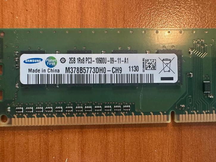 Samsung 2x 2GB SDRAM geheugen., Computers en Software, RAM geheugen, Zo goed als nieuw, Desktop, 2 GB, DDR3, Ophalen of Verzenden