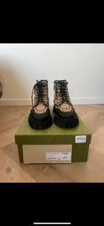 Prada Boots Unisex - Maat 40 - Zo goed als nieuw!, Kleding | Dames, Schoenen, Ophalen of Verzenden, Zo goed als nieuw, Lage of Enkellaarzen