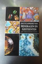 Encyclopedie van mineralen en gesteenten, Boeken, Ophalen of Verzenden, Gelezen
