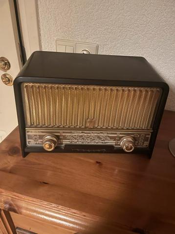 Vintage Radio - Prachtig Exemplaar! beschikbaar voor biedingen