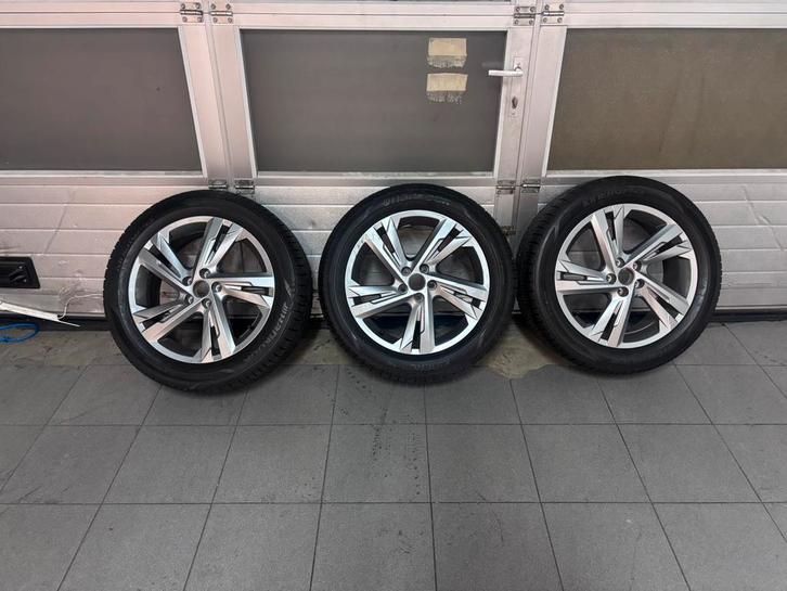 VOLKSWAGEN VALENCIA POLO/TAIGO VELGEN 17 ORGINEEL HANKOOK, Auto-onderdelen, Banden en Velgen, Velg(en), All Season, 17 inch, 205 mm