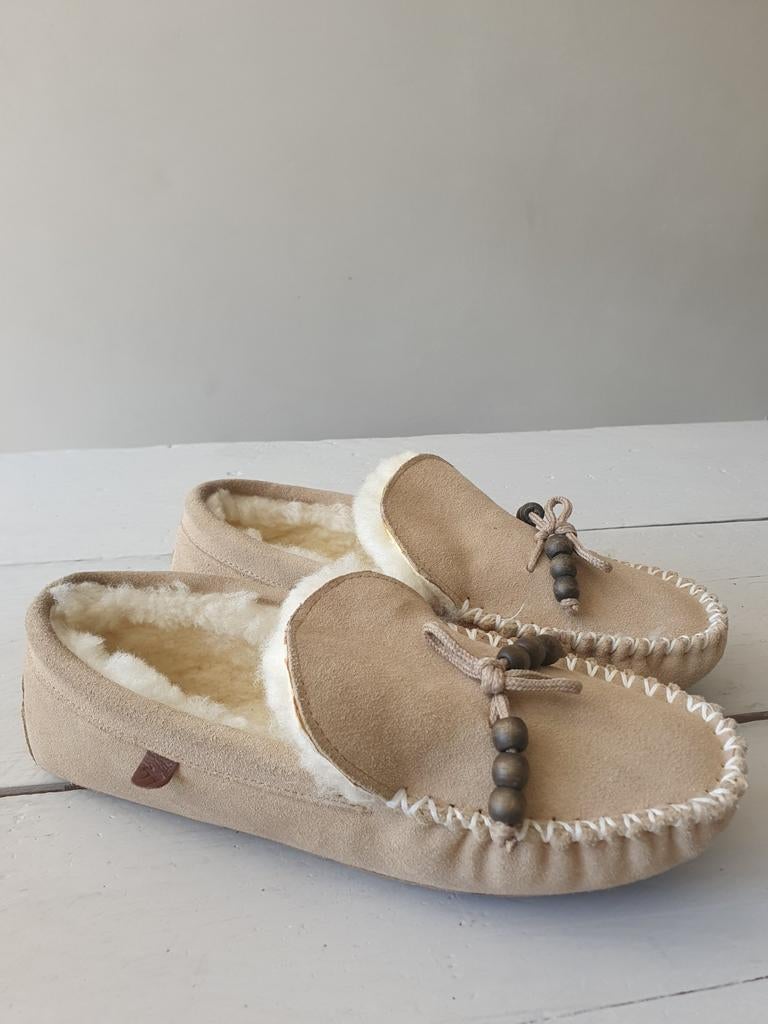 Warmbat Australia pantoffels/sloffen maat 42, Beige, Ophalen of Verzenden, Zo goed als nieuw, Pantoffels of Sloffen