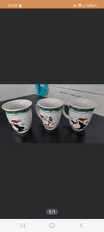 3 mokken - kerst/winterthema, Huis en Inrichting, Keuken | Servies, Gebruikt, Ophalen of Verzenden, Overige stijlen, Kop(pen) en/of Schotel(s)