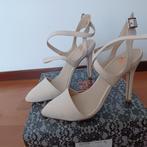 dames pumps kleur Nude nw merk Nelly, Beige, NELLY, Ophalen of Verzenden, Sneakers of Gympen