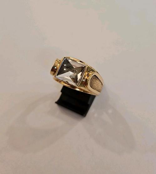 Vintage 9 karaats gouden ring bezet met zirkonia vierkant, Sieraden, Tassen en Uiterlijk, Ringen, Zo goed als nieuw, Dame, Goud