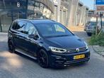 Volkswagen TOURAN 1.5 TSI 3X R-LINE PANO LEDER LED CAMERA KE, Adaptive Cruise Control, 15 km/l, 4 cilinders, 150 pk