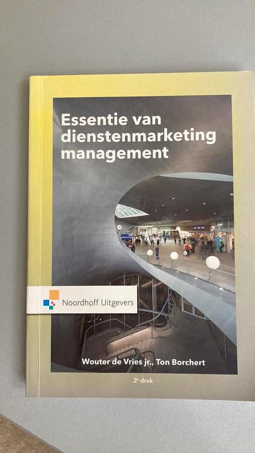 Ton Borchert - Essentie van dienstenmarketingmanagement, Boeken, Wetenschap, Zo goed als nieuw, Sociale wetenschap, Ophalen of Verzenden